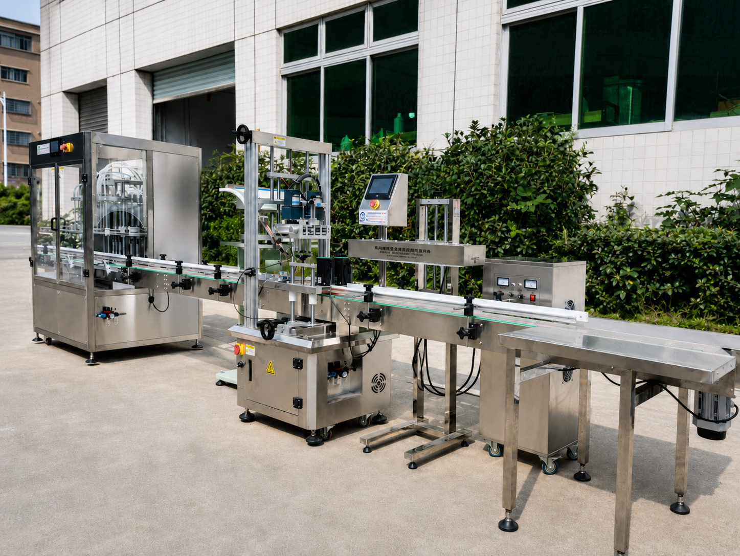 Automatic packaging line layout for cleaning liquid filling production