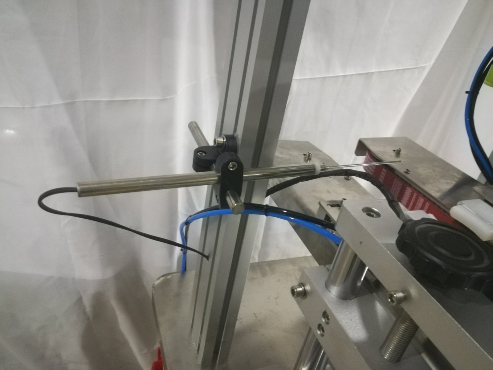 Standard capping machine conveyor and bottle handling detail