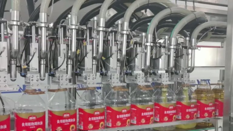 8-Head Tracking Oil Filling Machine Video